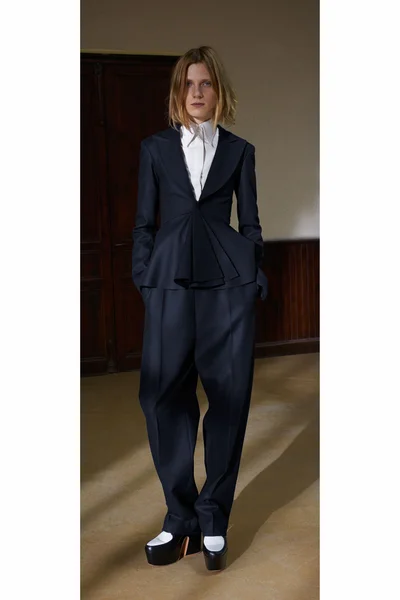 Look 24